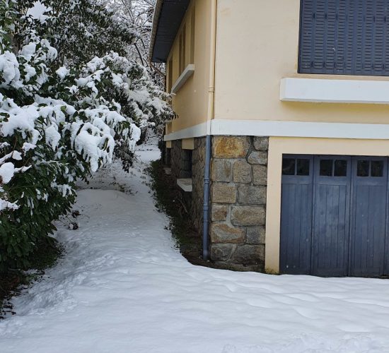 Location grand gite spacieux Ax-Les-Thermes -Maison côté