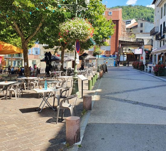 Location grand gite spacieux Ax-Les-Thermes -Ville