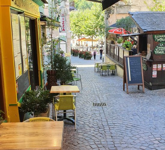 Location grand gite spacieux Ax-Les-Thermes -Ville