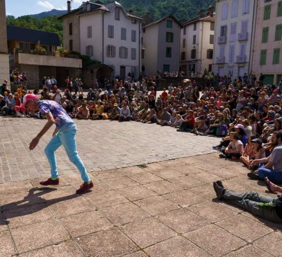 Location grand gite spacieux Ax-Les-Thermes - Spectacle grands chemins