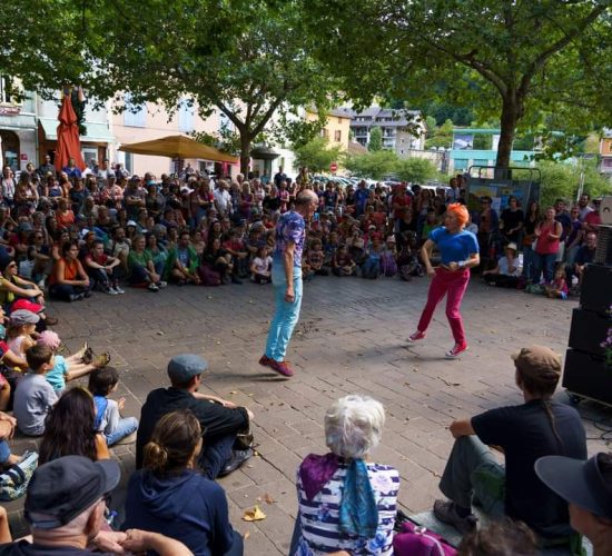 Location grand gite spacieux Ax-Les-Thermes - Spectacle grands chemins